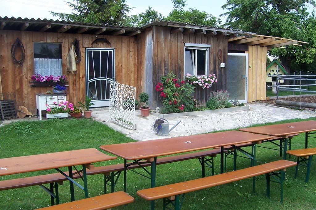 Landhotel Zum Adler Oberbechingen Екстериор снимка