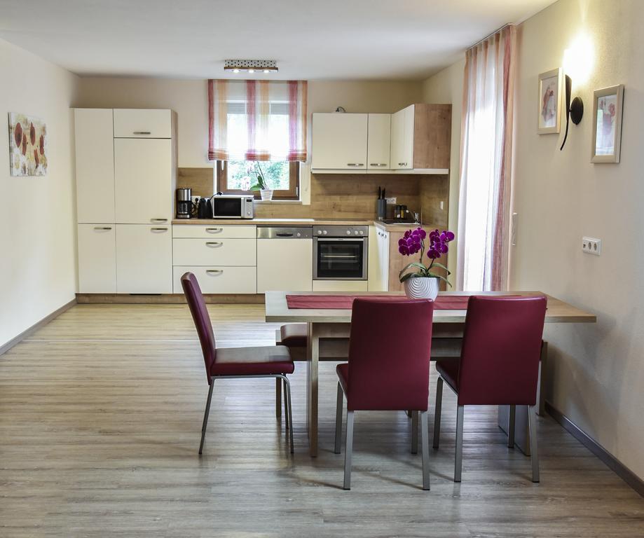 Landhotel Zum Adler Oberbechingen Екстериор снимка