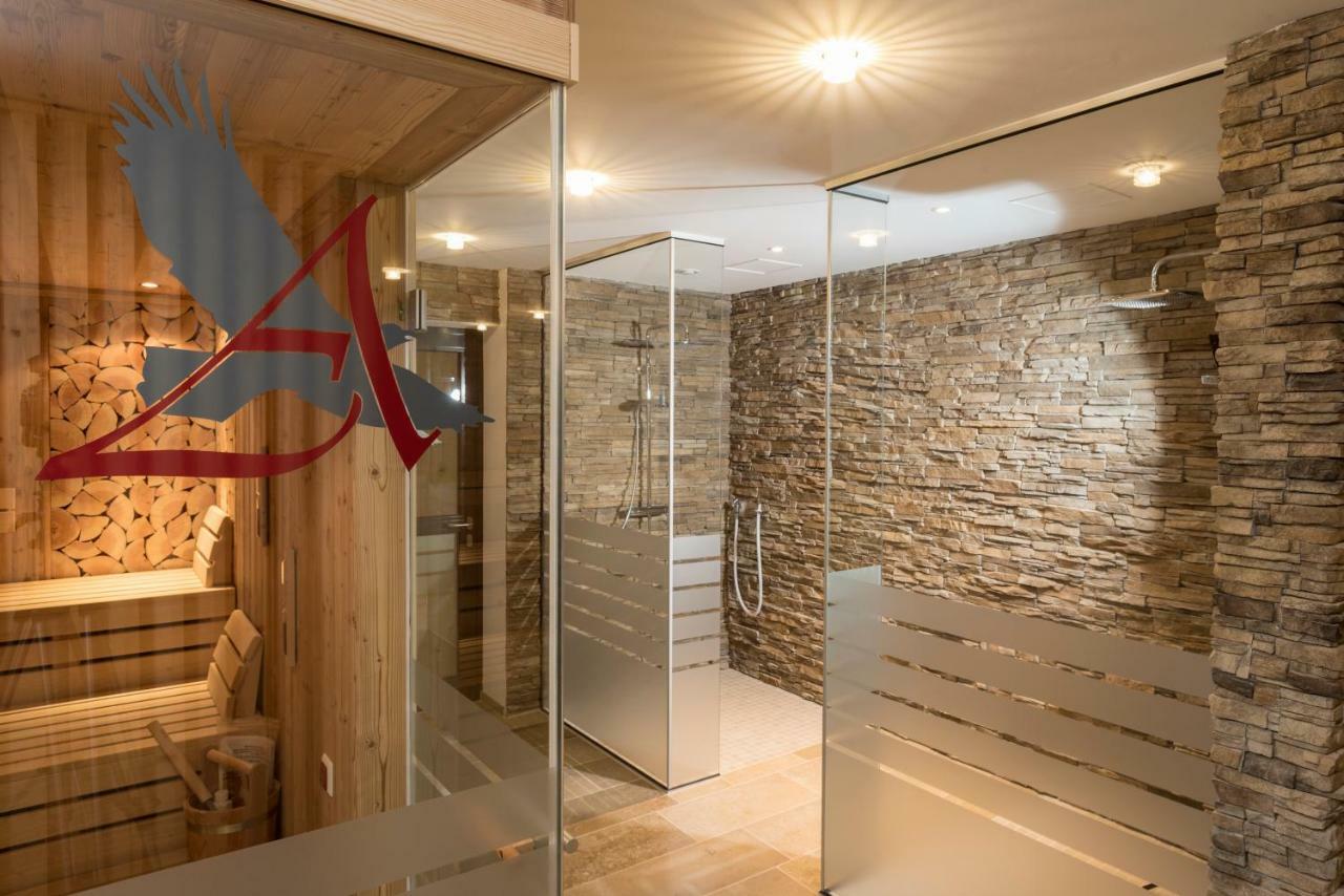 Landhotel Zum Adler Oberbechingen Екстериор снимка