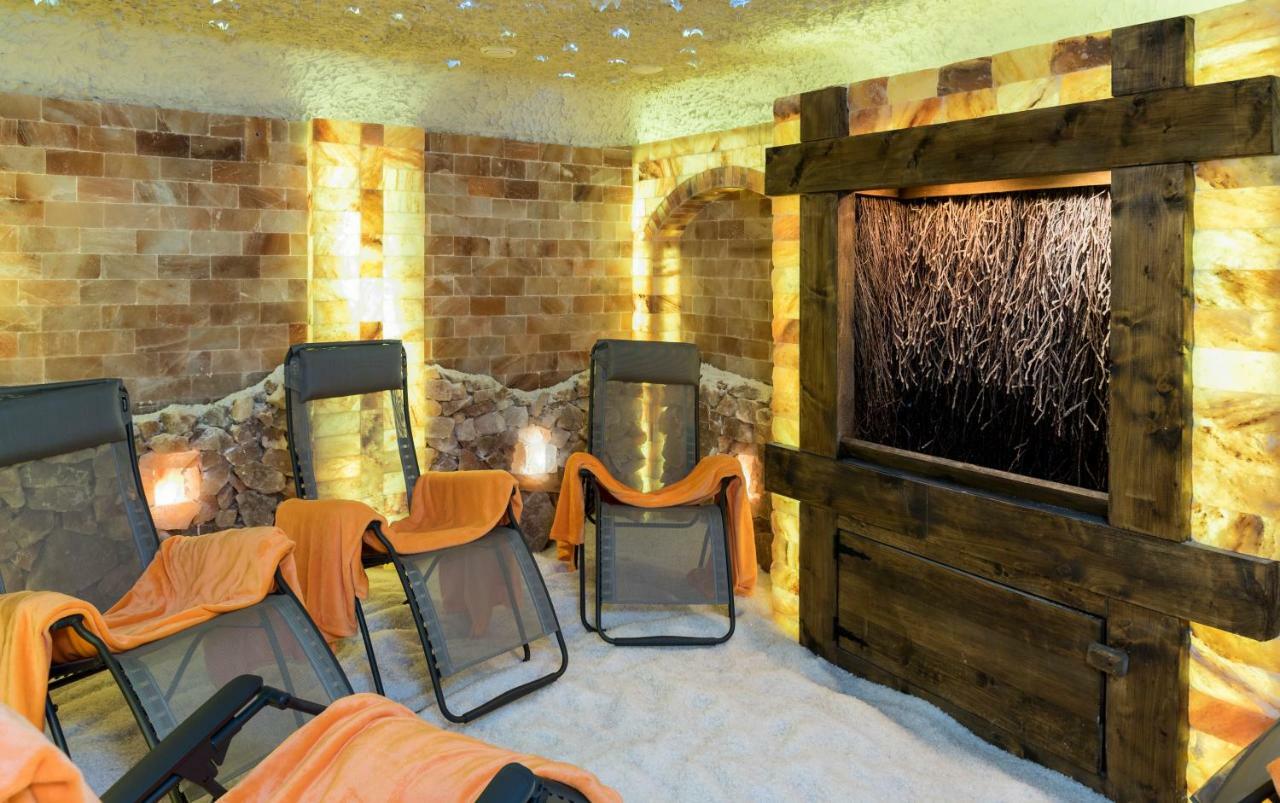 Landhotel Zum Adler Oberbechingen Екстериор снимка